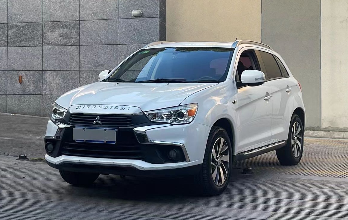 最新款劲炫,友情的色彩与家的温馨体验