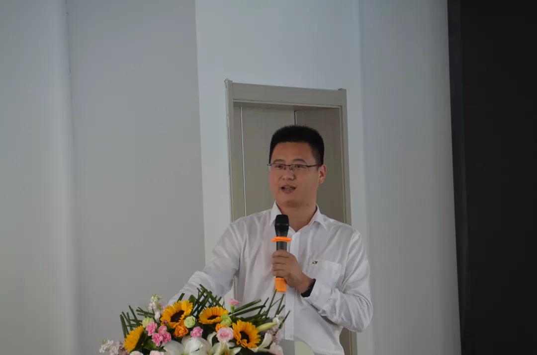 新奥资料内部爆料,平衡计划息法策略_荣耀版82.350